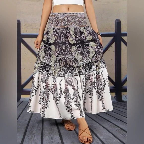 NWT ✨ Women's Boho Flowy Skirt - Picture 2 of 5